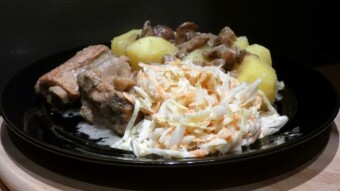 Ribs stewed with forest mushrooms, i.e. Slippery jack