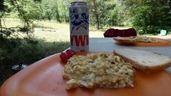 Żywiec beer and scrambled eggs with indian oyster in field conditions