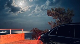 How to use the light of lanterns when shooting at night?