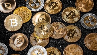 Bitcoin to 10K vs. PoS Tokens: A Turtle Race?
