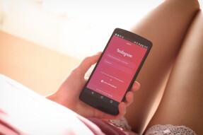 How to earn in Instagram