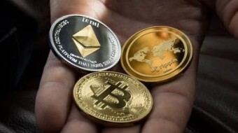 Goldman Sachs Predicts Gold Will Be at $2,300 in 12 Months, What Does It Mean for Bitcoin