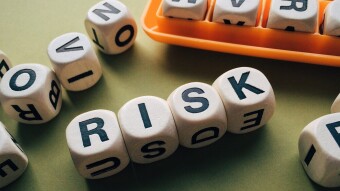 Balancing Risk and Returns: A Guide to Investment Strategies for a Secure Financial Future