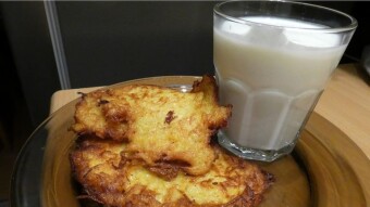Spicy pumpkin and potato pancakes with kefir