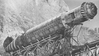 Subterrene Vehicles Traveling Underground: Past and Present