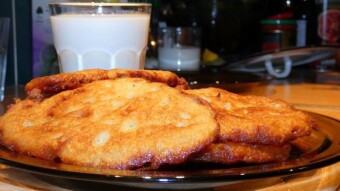Potato pancakes in different ways with kefir and Ajika