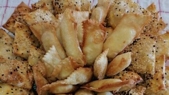 Foodbook #592 Cretan sweet cheese pies – Kalitsounia