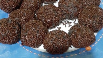 Foodbook #690 chocolate truffles