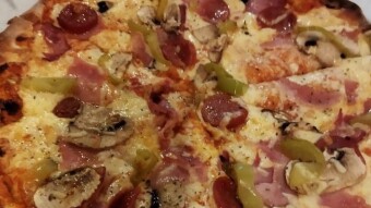 Foodbook #825 homemade pizza