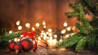 MERRY CHRISTMAS, EVERYONE <3