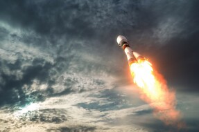 Top 4 Altcoins To Watch This Summer 2019