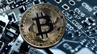 Bitcoin Surviving It's First Financial Crisis- Good News