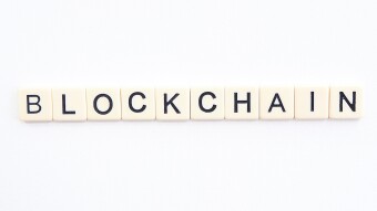 Blockchain 3.0: Hype and Bubble