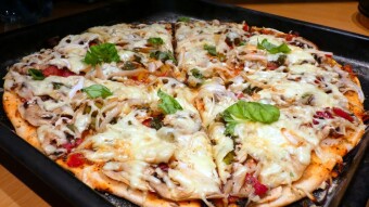 Marianomariano's rich pizza step by step