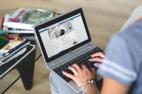 Facebook flexibilizes its advertising policies on blockchains and cryptocurrencies