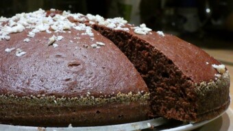,,Murzynek,, - homemade cocoa cake with plum jam