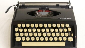 Manual Typewriters for Offgrid and Privacy Hounds