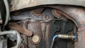 2004 Daihatsu Sirion - Chasing a blowing exhaust