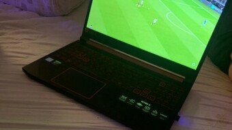 LOCOstories #99 football lover