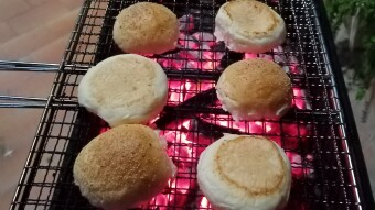 Beef Burgers with mushroom sasue
