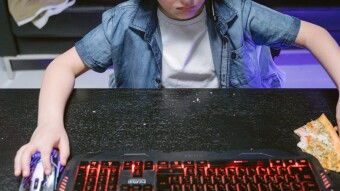 EDITORIAL: Apple vs Epic (How Fortnite is Hot Garbage Designed to Extract Money from your Children)
