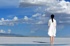 Poem Snow and Desert | Salju dan Gurun di Puisi Agha Shahid Ali