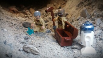 Obi Wan Kenobi and Tusken Raider - The blue crystal