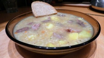 ''Krupnik'' soup on chicken hearts with barley and potatoes