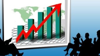 Galloping Inflation