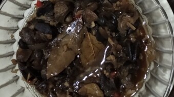 “Adobo Escargot” (Classic Filipino Cuisine with Snails)