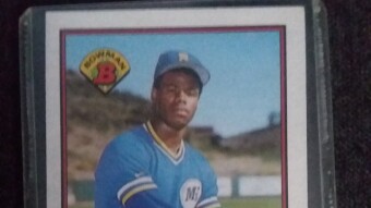 Posting some of my favorite baseball cards