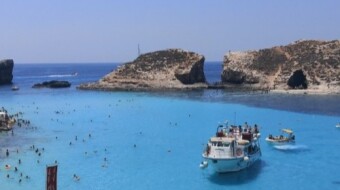 Mediterranean island escape : Malta, Gozo & Comino