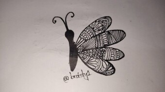 Arte de mandala de mariposa