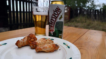Namysłów Brewery and grilled chicken wings