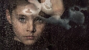 (IJCH) Handprints on the window...(A Poem of Perseverance)