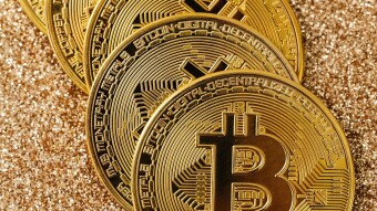 Crypto.com vs. Coinbase