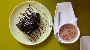 Best Local Bars and Cafe in Shiraz: Have A Drink and Relax