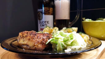 "Golden lions" caught a mass-farmed chicken - Amber Brewery