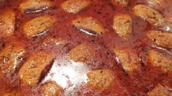 Foodbook #326 meatballs, the Greek way soutzoukakia