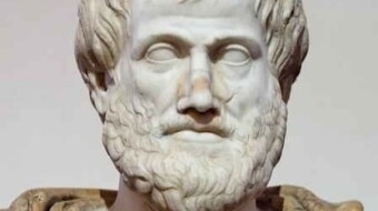 El sabio no dice nunca todo lo que piensa, pero siempre piensa todo lo que dice / The wise man never says everything he thinks, but he always thinks everything he says.