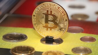 Bitcoin is up 20% today, breaking through $6000. Do you have the intention to buy it?