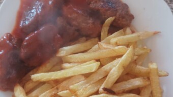 Foodbook #1230 beef meat with French fries