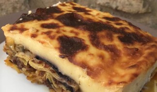 Foodbook 76 Greek traditional mousaka