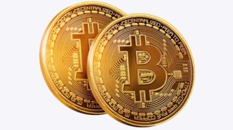 El Salvador President Bukele Backs Bitcoin Again, But Gold Inventor Schiff Criticizes Him