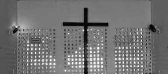 Hot Cross!
