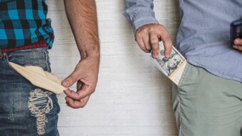 A chance to fill your pocket with Generous GAINS will you Try?