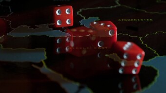 Convergent and divergent risk taking