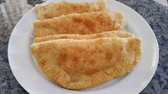 Foodbook #1028 homemade atomic cheese pies
