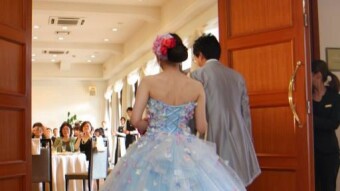Everyone, Let's Get Married Together!