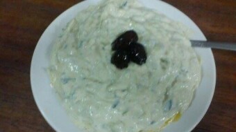 Greece - Food & Drinks - Side Dish: Tzatziki.